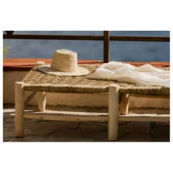 Hot Banquette 8 pieds en bois brut et palme Canapés, Fauteuils