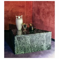 Online Bout de canapé Triangolo en marbre | Tables, Bureaux