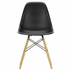 New Chaise DSW plastic - piètement érable - Charles & Ray Eames | Chaises, Tabourets, Bancs