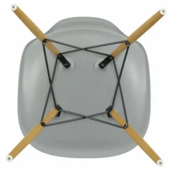 New Chaise DSW plastic - piètement érable - Charles & Ray Eames | Chaises, Tabourets, Bancs