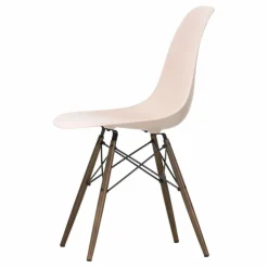 Hot Chaise DSW plastic - piètement érable - Charles & Ray Eames | Chaises, Tabourets, Bancs