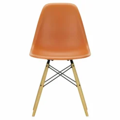 Online Chaise DSW plastic - piètement érable - Charles & Ray Eames | Chaises, Tabourets, Bancs