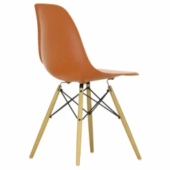 Online Chaise DSW plastic - piètement érable - Charles & Ray Eames | Chaises, Tabourets, Bancs