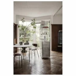 Hot Chaise en chêne Herman | Chaises, Tabourets, Bancs