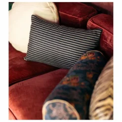 Hot Coussin rectangulaire Carino en tissu rayé | Coussins