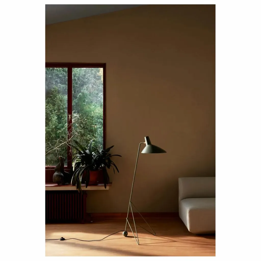 Discount Lampadaire Tripod HM8, Hvidt & Mølgaard | Luminaires