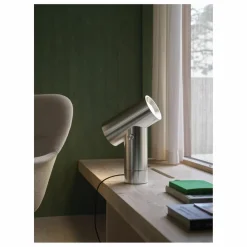 New Lampe à poser Beam, Tom Chung | Luminaires