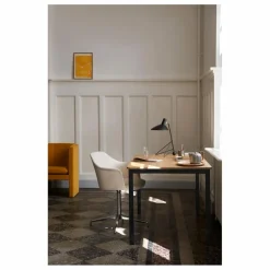 Lampe à poser Tripod HM9, Hvidt & Mølgaard | Luminaires