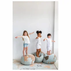 Outlet Pouf World map | Enfant Matelas De Sol, Poufs Enfant