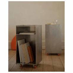 Clearance Table d'appoint Rivet box en Tables, Bureaux