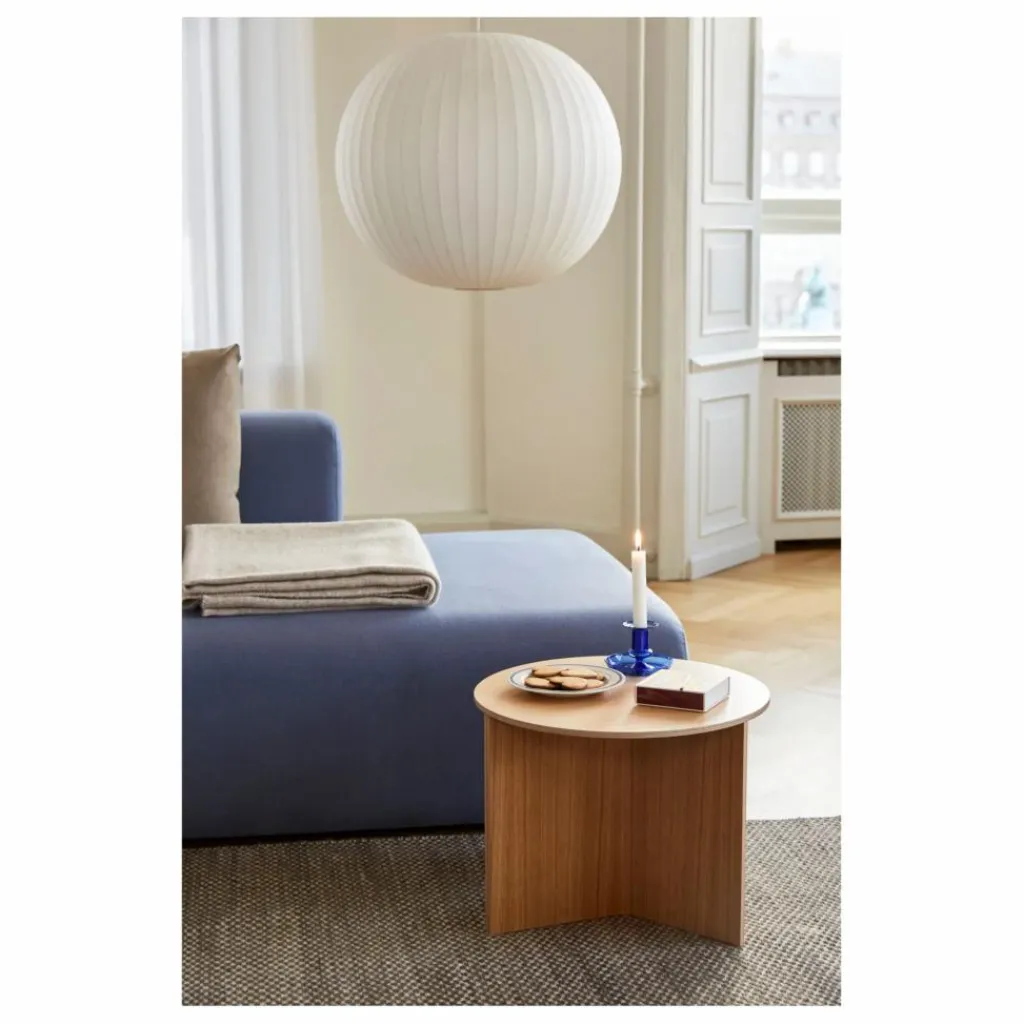 New Table d'appoint Slit ronde en bois | Tables, Bureaux